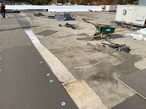 Commercial Roofing Contractor - Tiffin, OH 2